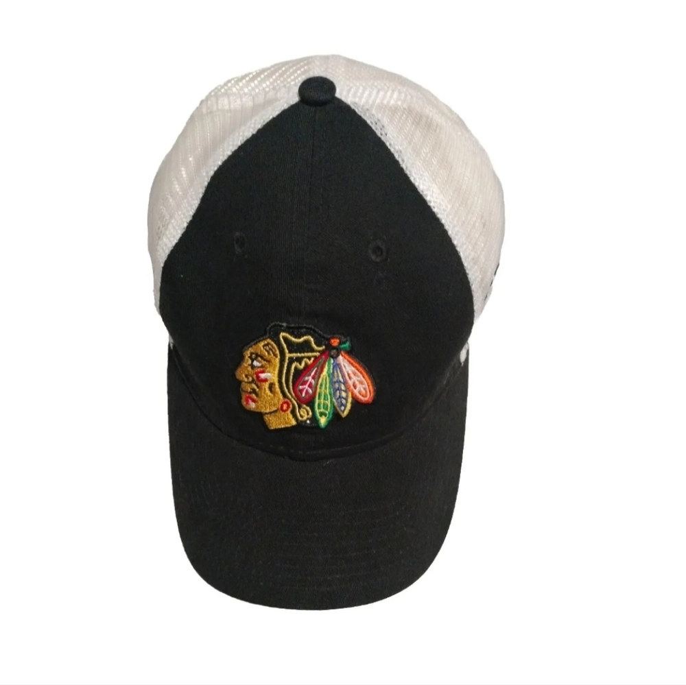 Women’s New Era Chicago Blackhawks Hat White & Black